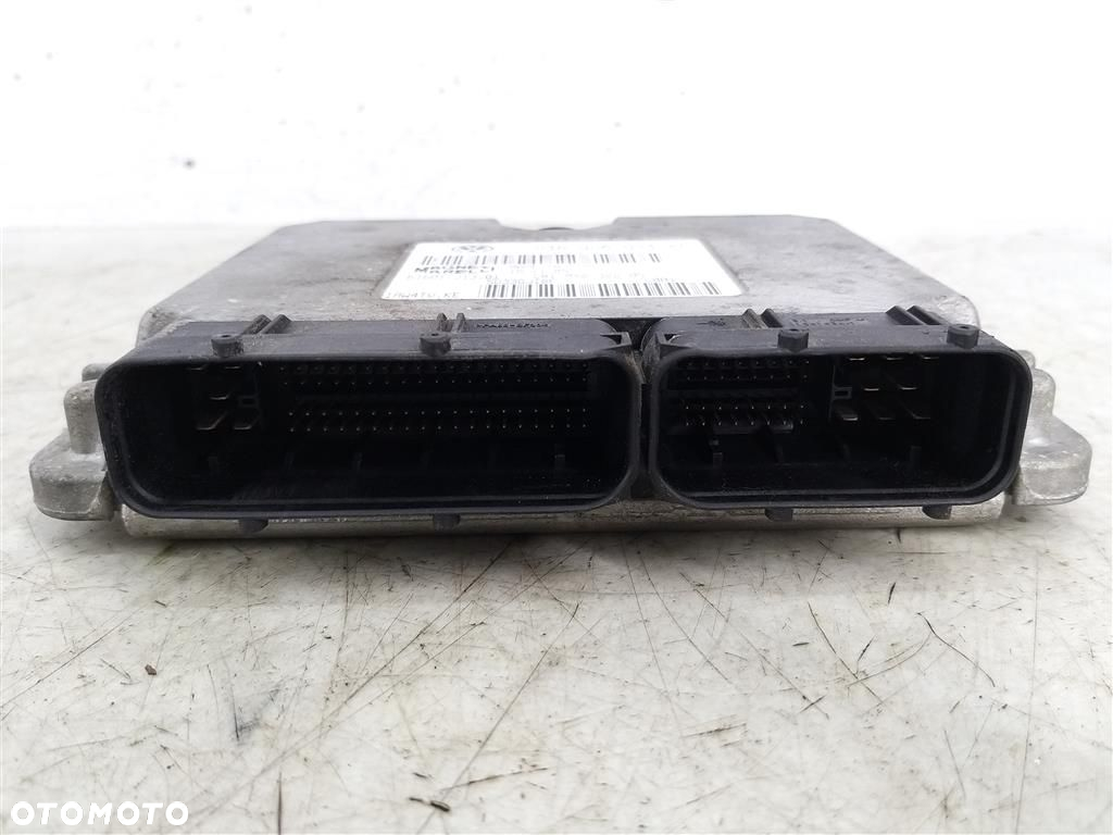 Komputer sterownik silnika SKODA FABIA I 1.4B 73KM 1999-2008R - 3