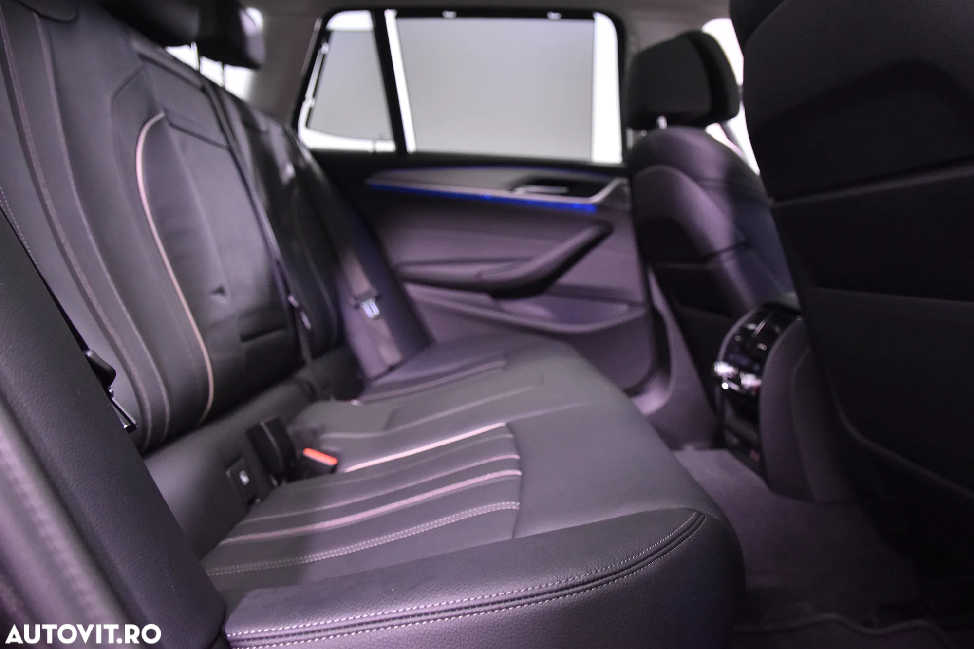 BMW Seria 5 530e xDrive AT PHEV - 12