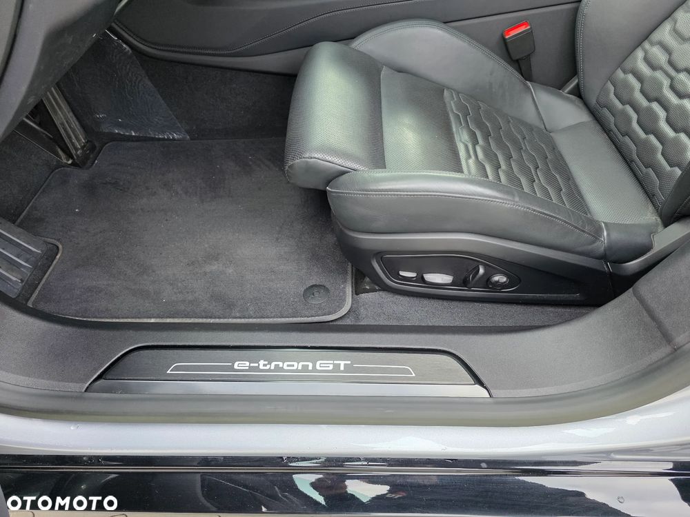 Audi e-tron GT 60 93kWh Quattro - 10