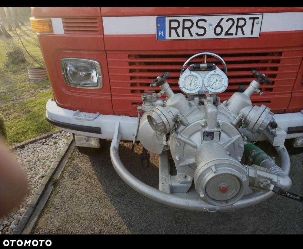 Mercedes-Benz LF 409 - 4