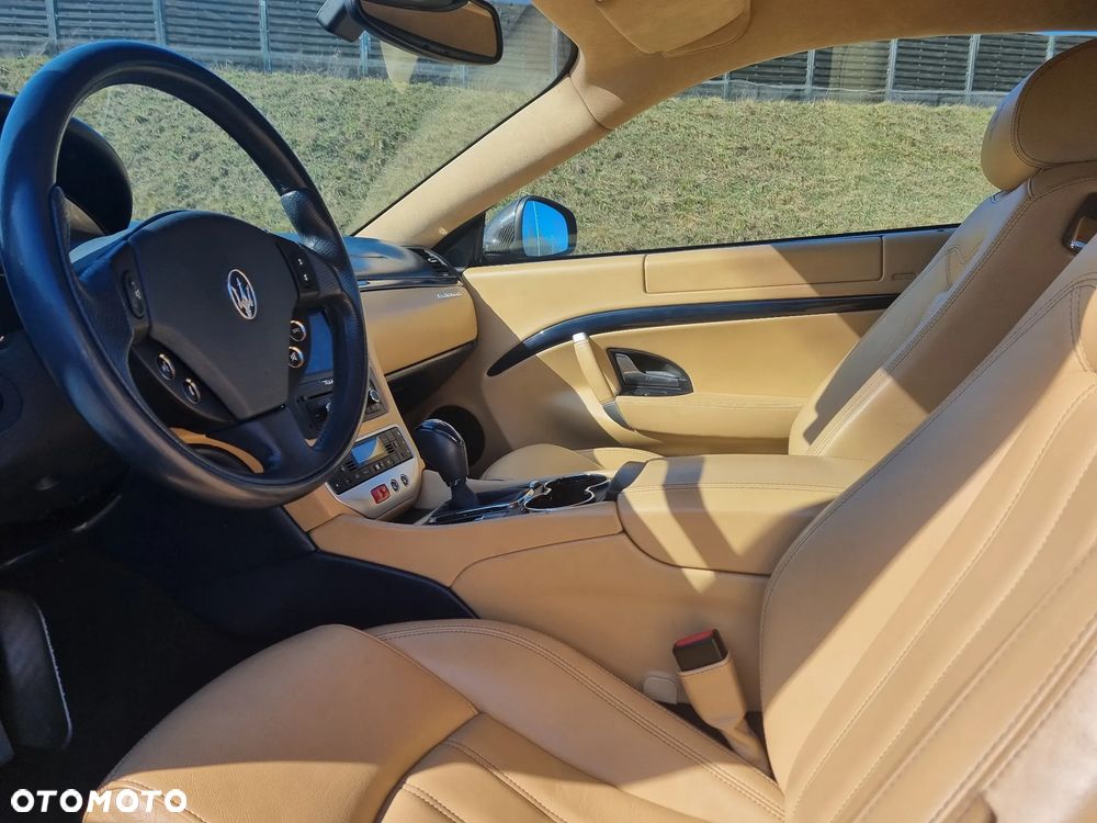 Maserati GranTurismo S Automatik - 6