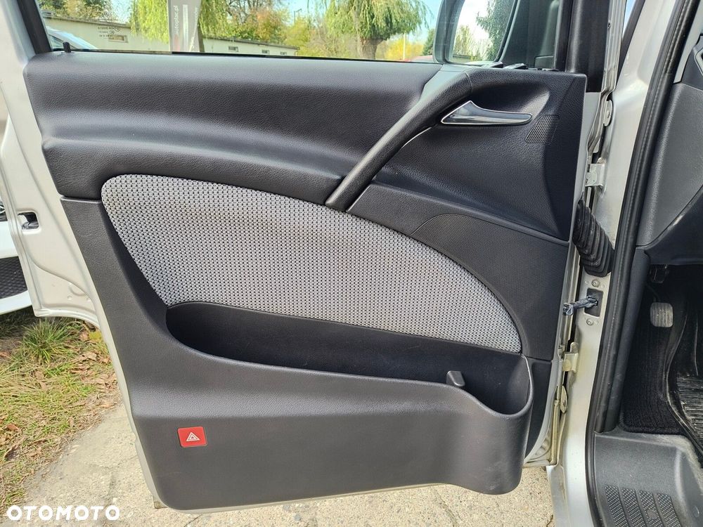 Mercedes-Benz Viano 2012
