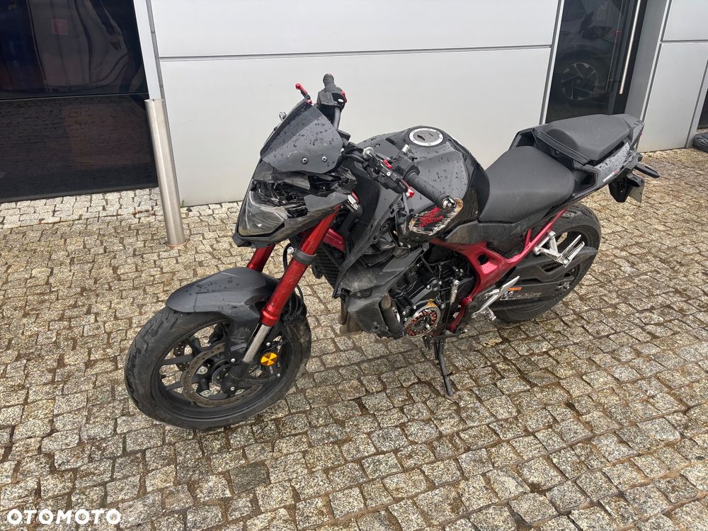 Honda Hornet - 7
