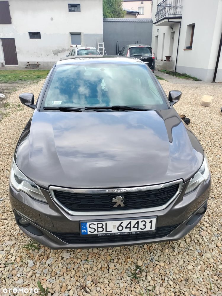 Peugeot 301 1.6 VTi Active - 2