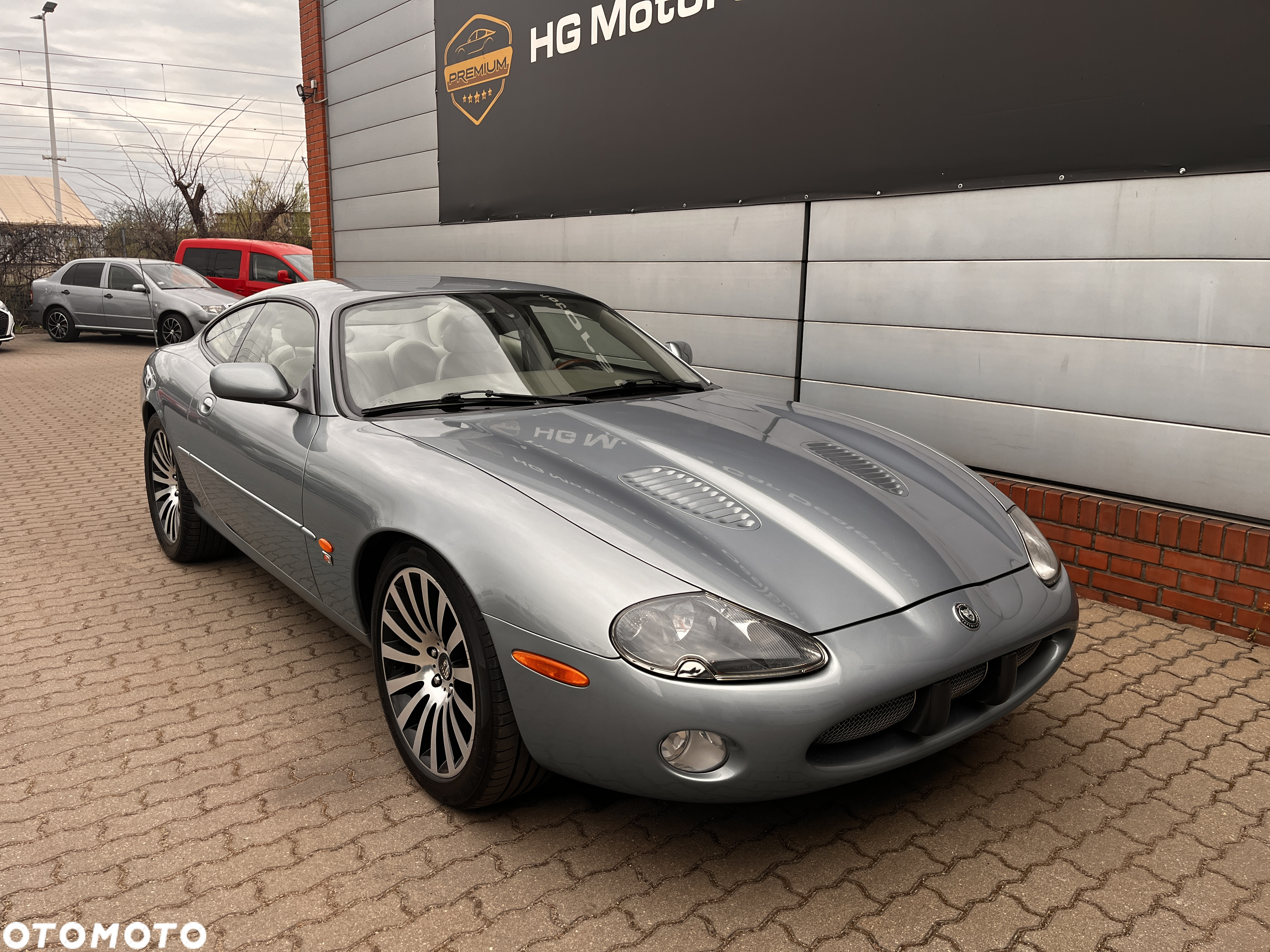 Jaguar XK XKR Coupe - 18