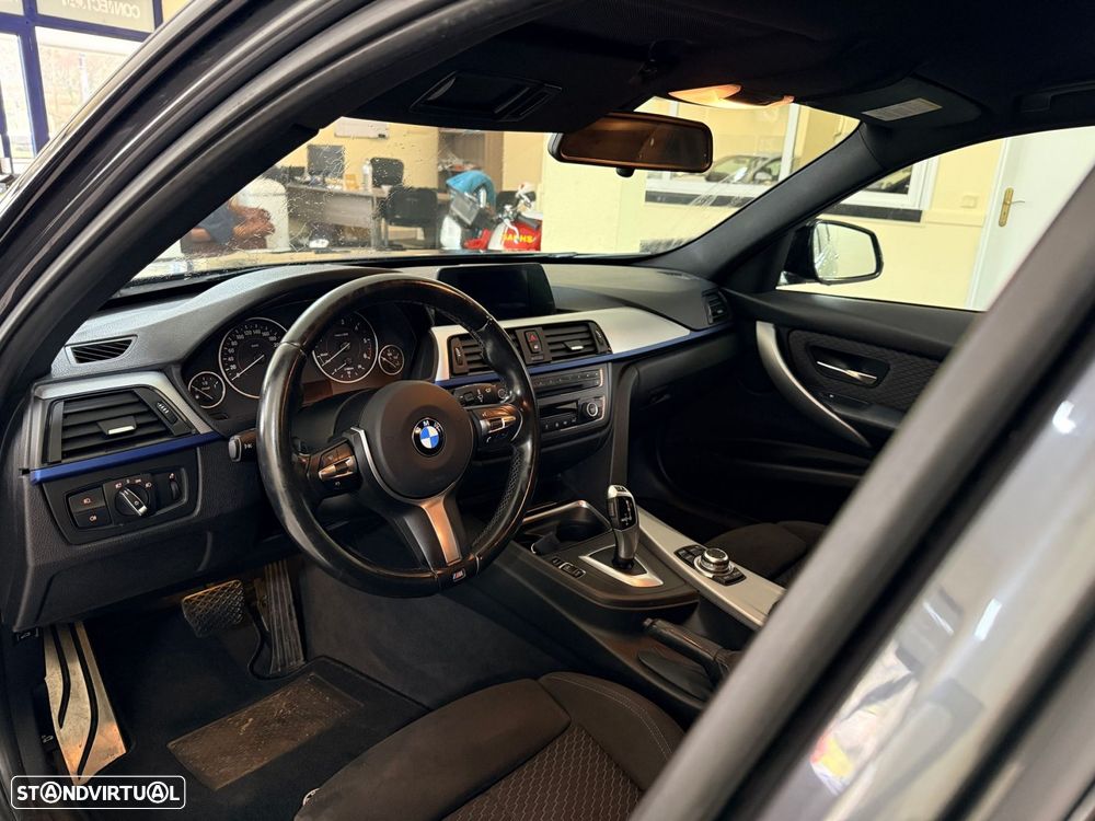 BMW 320 d Auto Pack M - 19