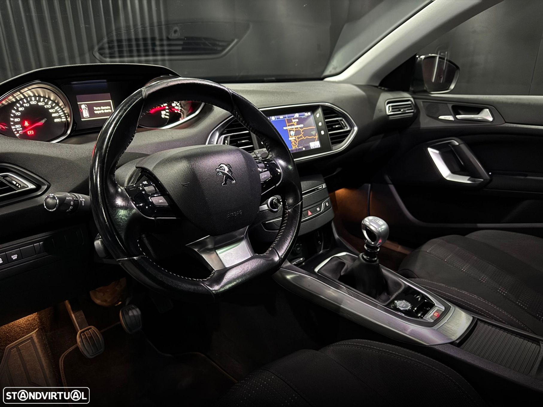 Peugeot 308 SW 1.5 BlueHDi Business Line - 14