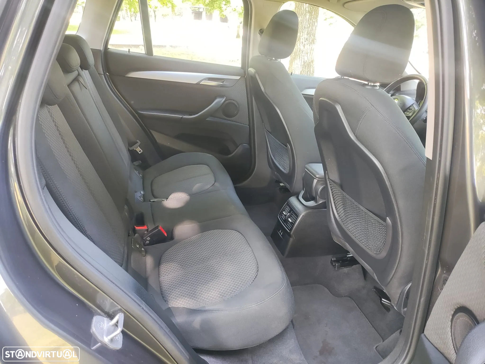 BMW X1 16 d sDrive Advantage Auto - 25