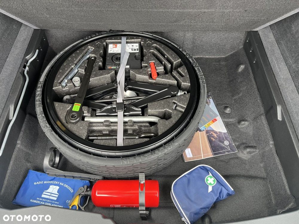 Volkswagen Touareg - 20