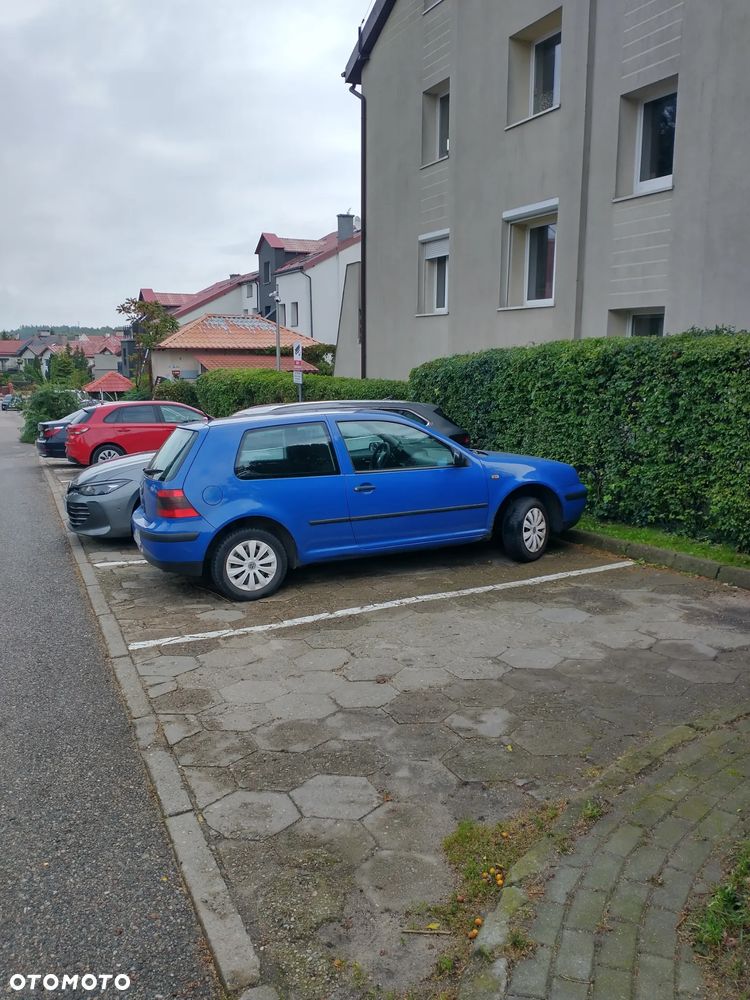 Volkswagen Golf 1.4 Comfortline - 1