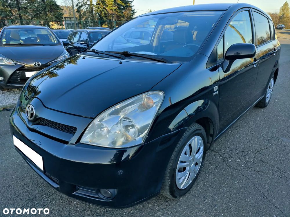 Toyota Corolla Verso - 21