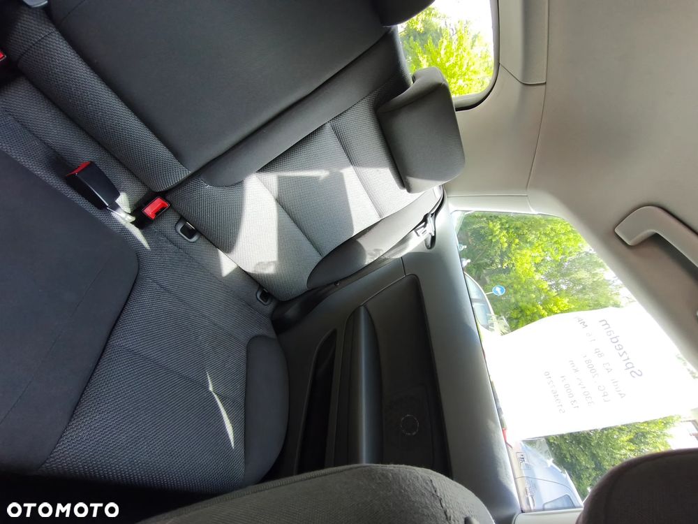 Audi A3 3-drzwiowe 1.6 Ambiente - 18