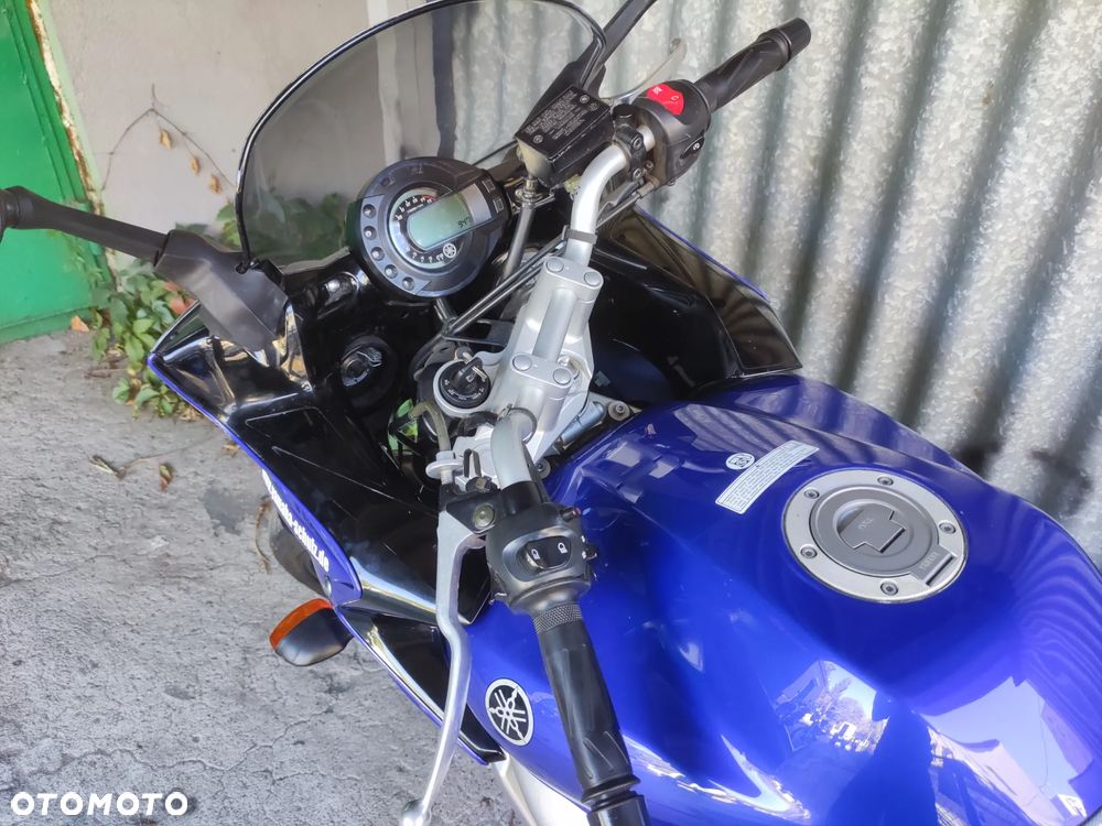 Yamaha FZ6 - 11