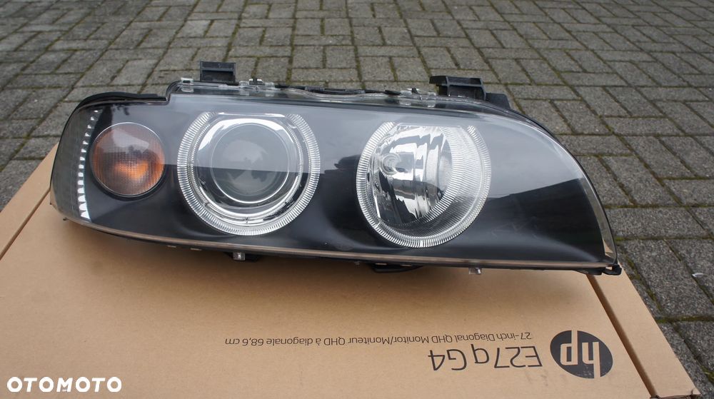 PRZEDNIA PRAWA LAMPA BMW 5 E39 LIFT SOCZEWKA LED - 1