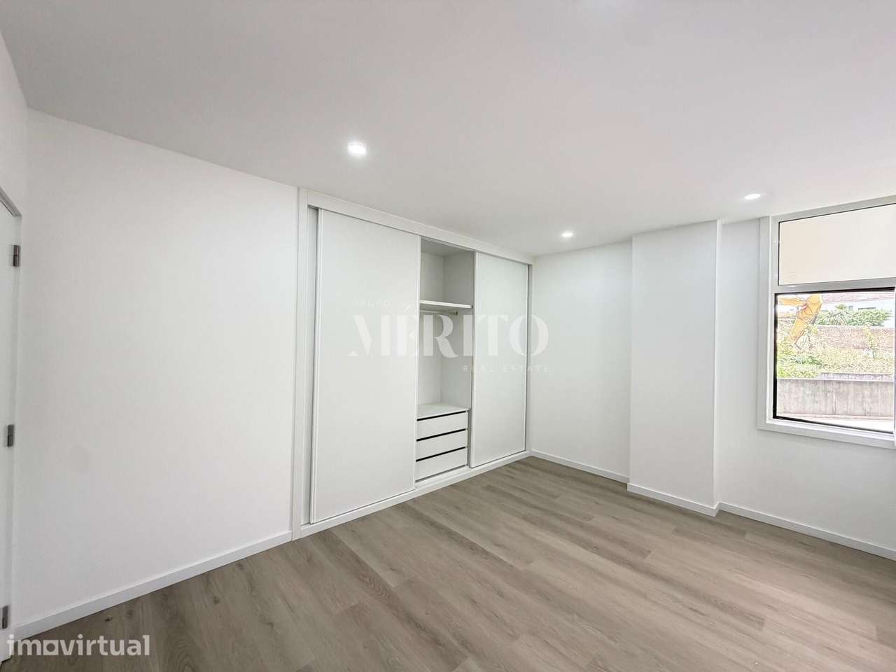 Apartamento T3 Novo com 2 Suítes em Ribeirão - Grande imagem: 3/11