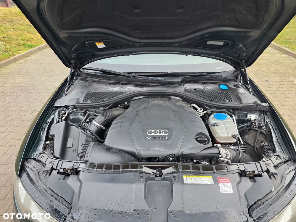 Audi A6 Avant - 16