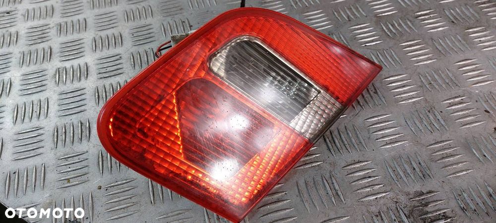 LAMPY TYŁ KOMPLET LEWA PRAWA CARISMA I SEDAN - 2