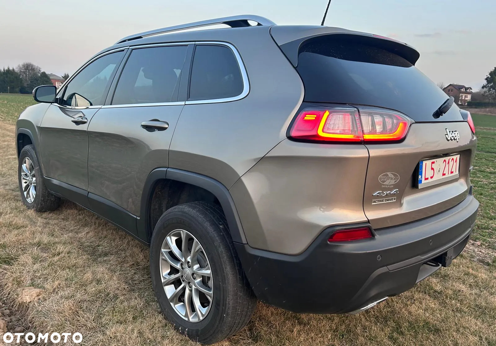 Jeep Cherokee - 6