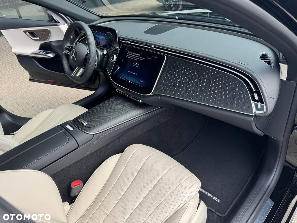 Mercedes-Benz Klasa E 220 d 4-Matic AMG - 3