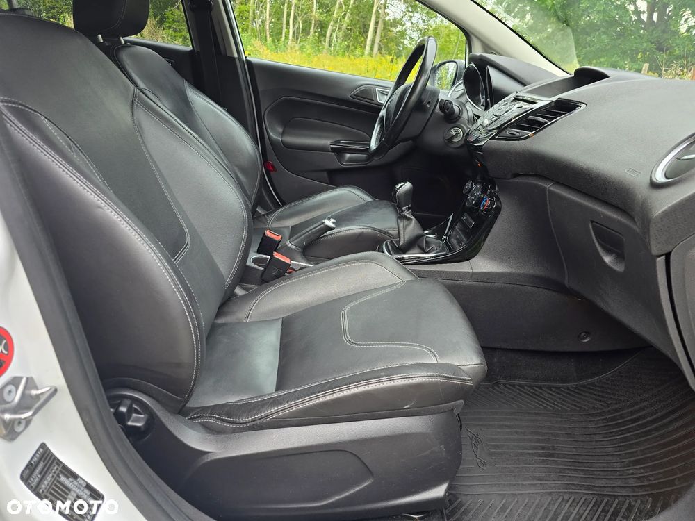 Ford Fiesta 1.0 EcoBoost Titanium - 8