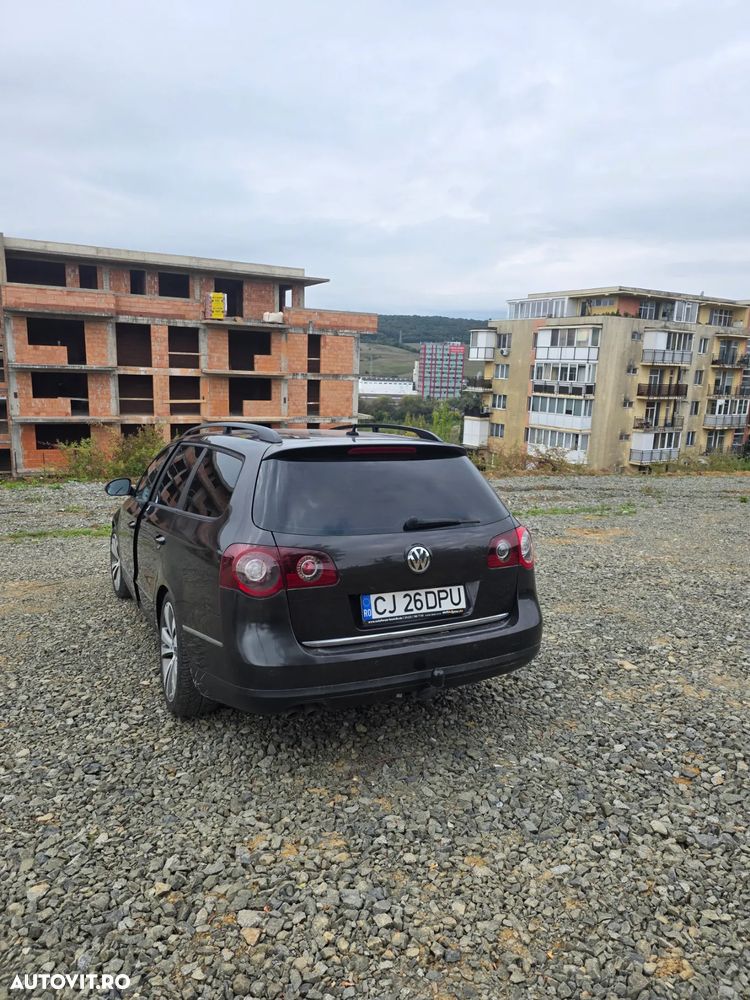 Volkswagen Passat Variant 2.0 TDI Highline DPF - 3