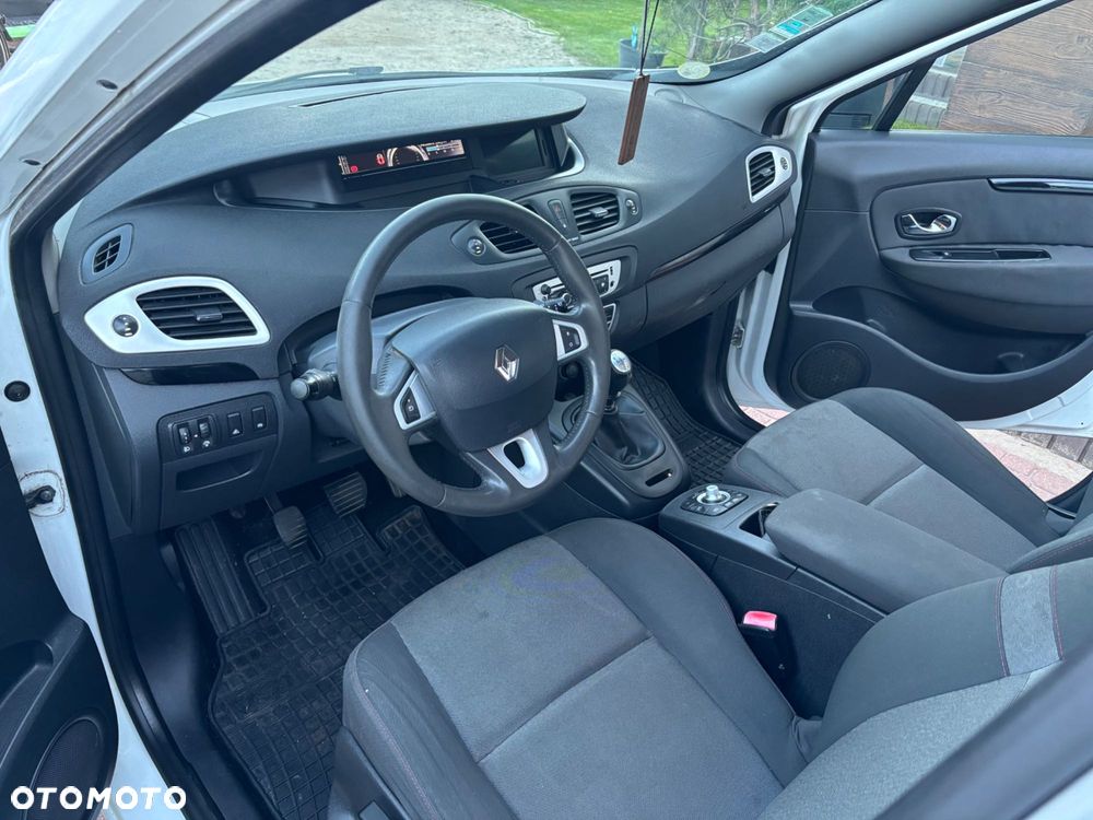 Renault Grand Scenic - 4
