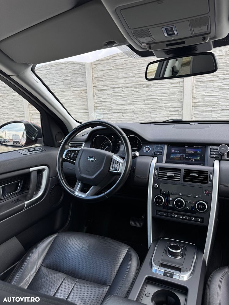 Land Rover Discovery Sport - 10