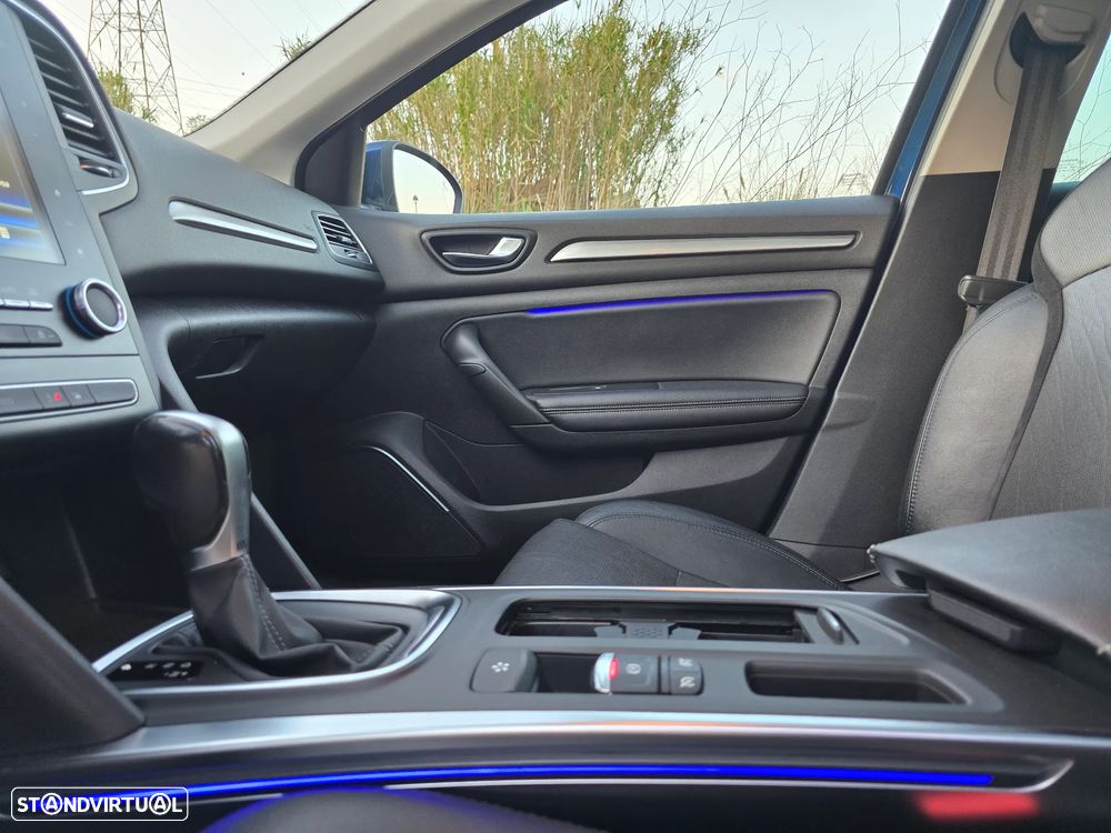 Renault Mégane Grand Coupe 1.3 TCe Limited EDC - 8