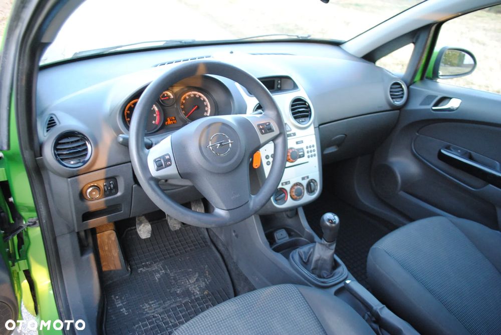 Opel Corsa 1.2 16V Color Edition - 7