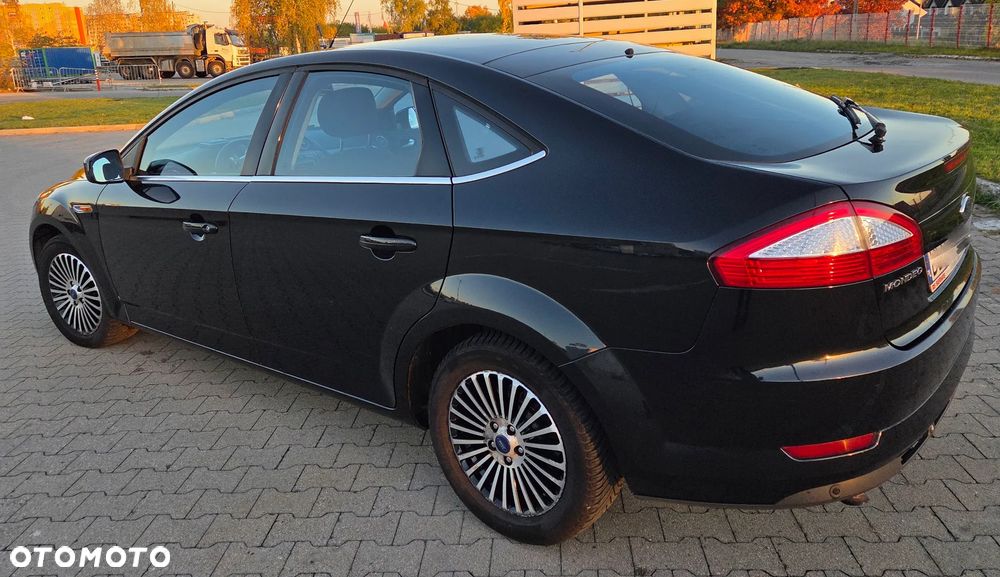 Ford Mondeo 2.0 TDCi Titanium - 12
