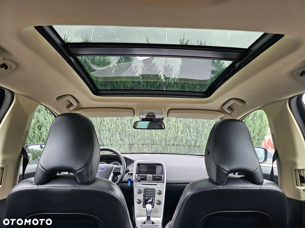 Volvo XC 60 D3 Summum - 32