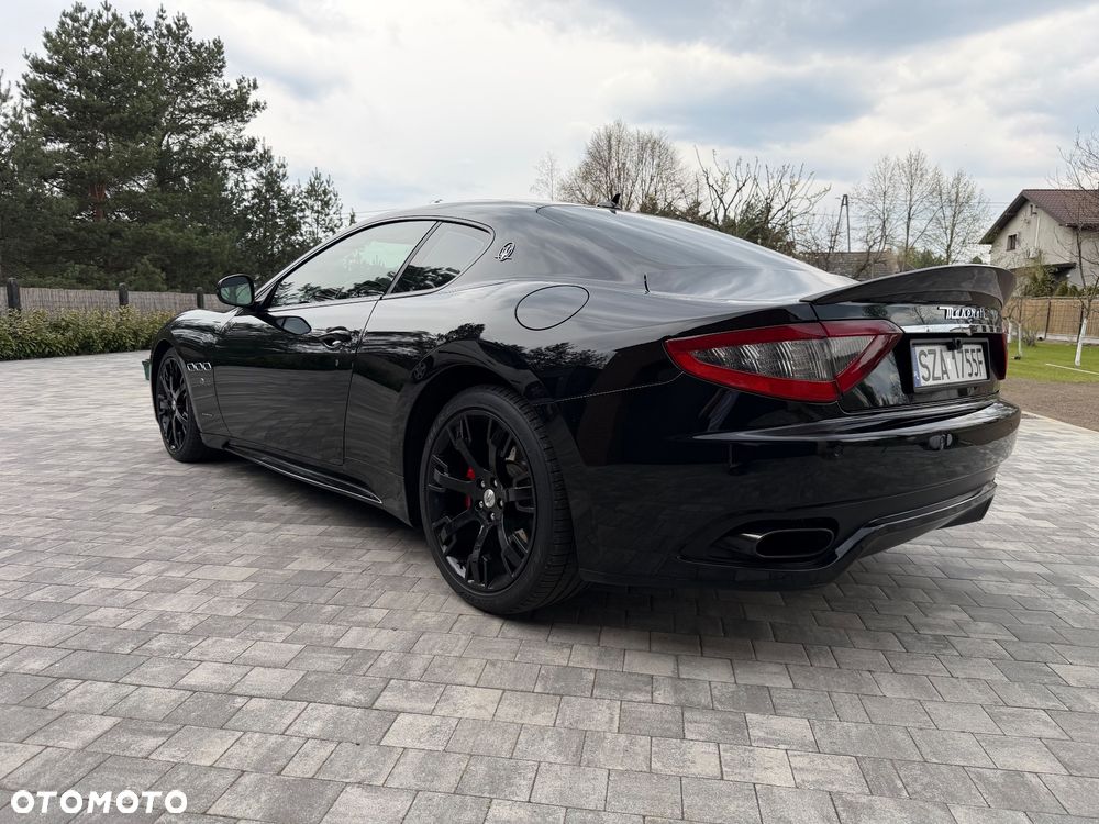 Maserati GranTurismo S Automat - 5