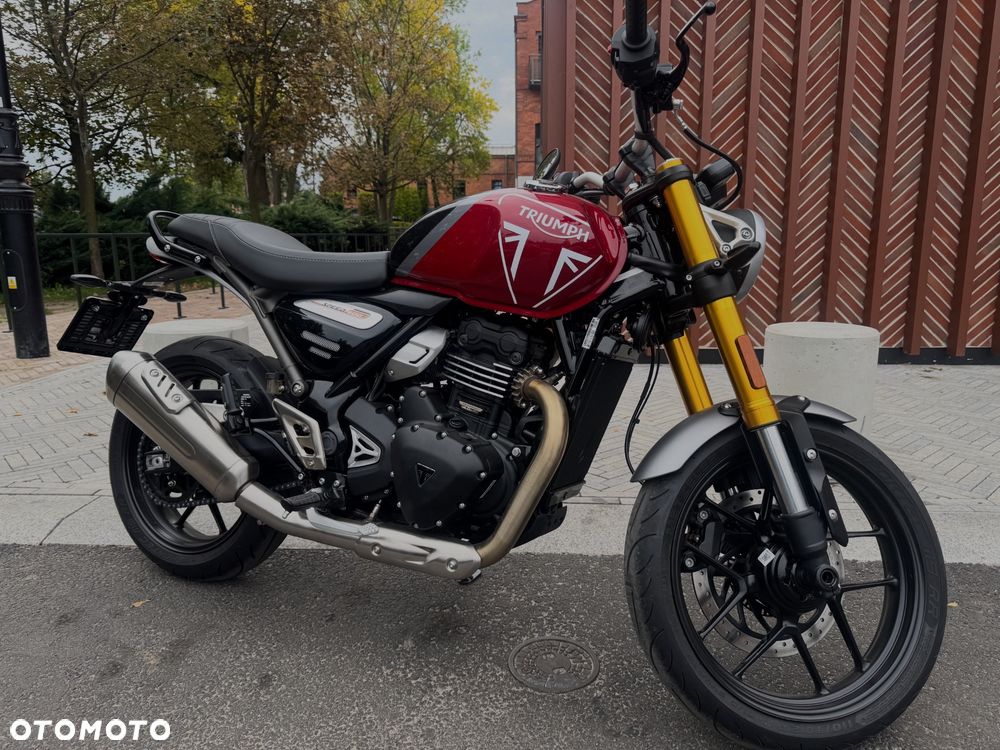 Triumph Inny - 7