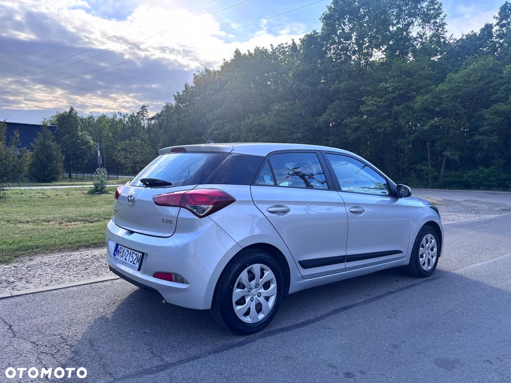 Hyundai i20 1.2 Classic Plus - 4