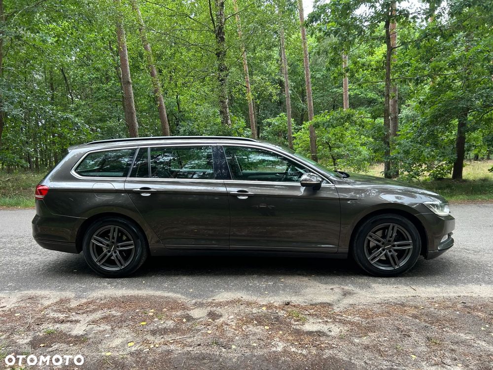 Volkswagen Passat 1.6 TDI BMT Comfortline - 8