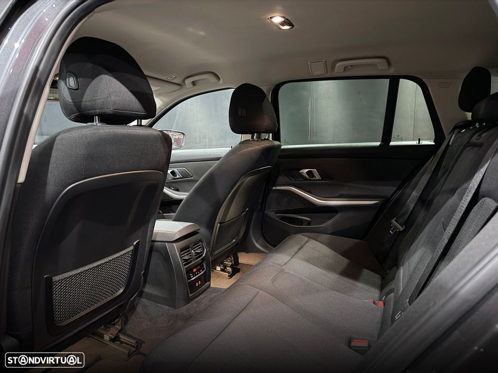 BMW 330 e Corporate Edition Auto - 30