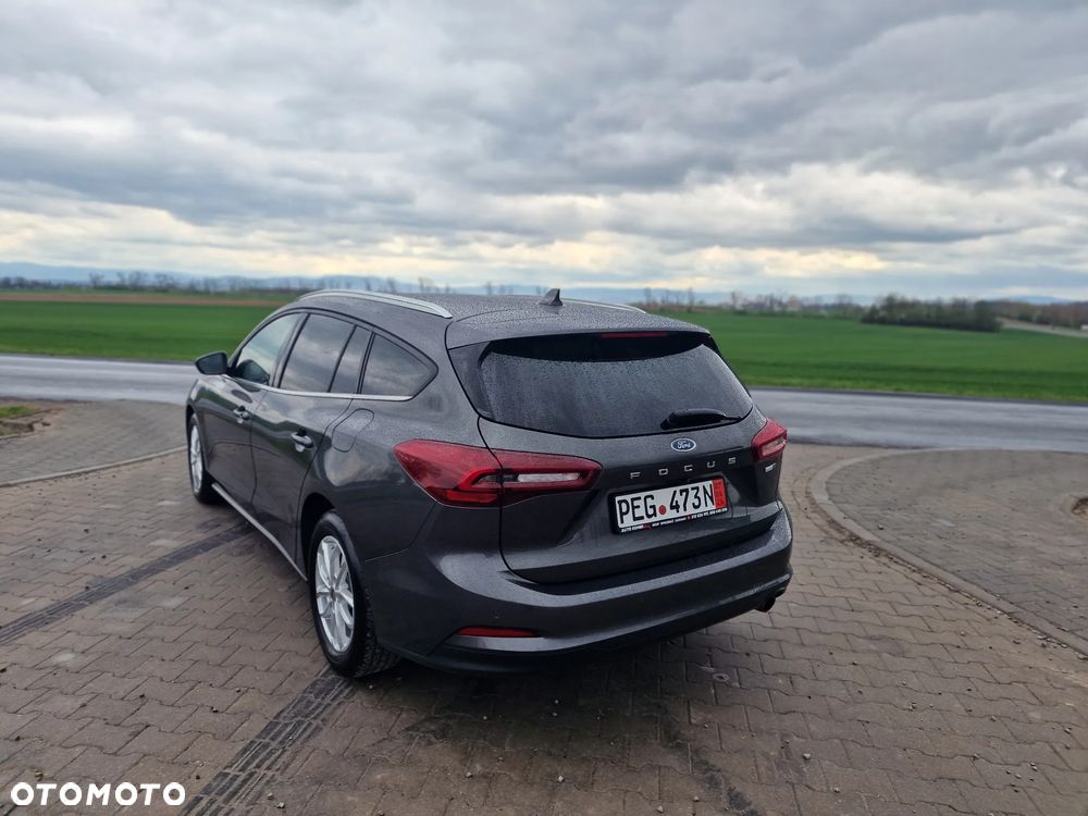 Ford Focus 1.0 EcoBoost STart-Stopp-System TITANIUM - 14