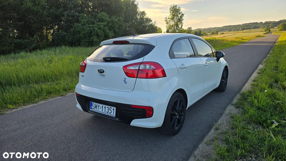 Kia Rio - 7