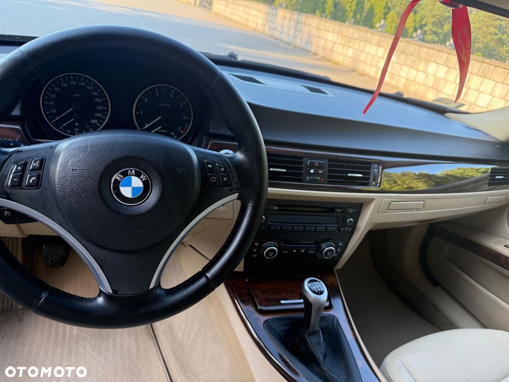 BMW Seria 3 - 14