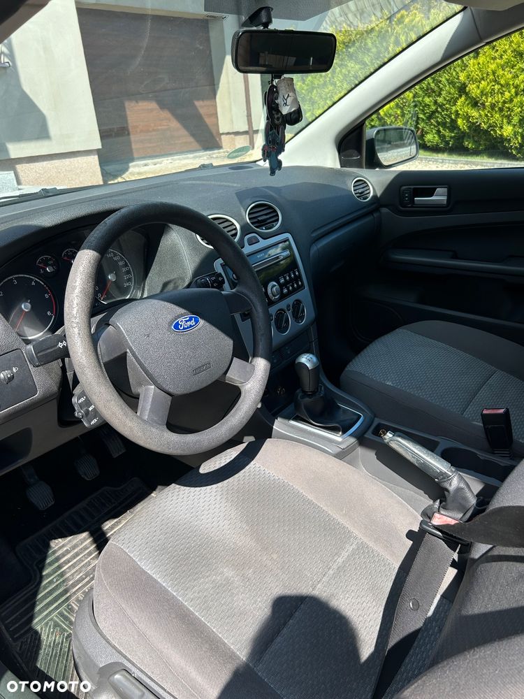 Ford Focus - 12