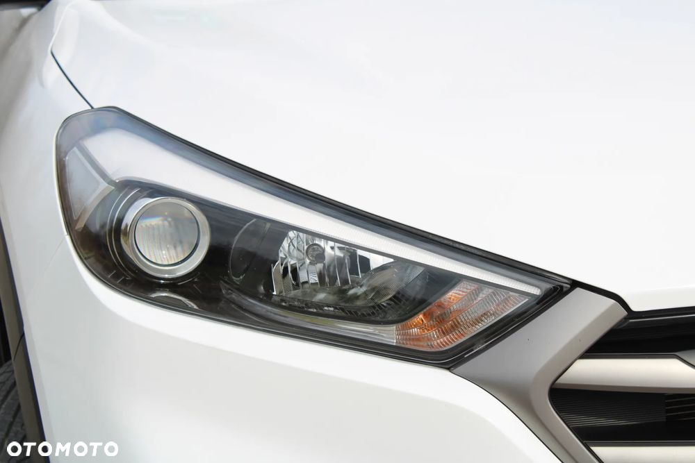 Hyundai Tucson 2.0 CRDi 2WD Trend - 16