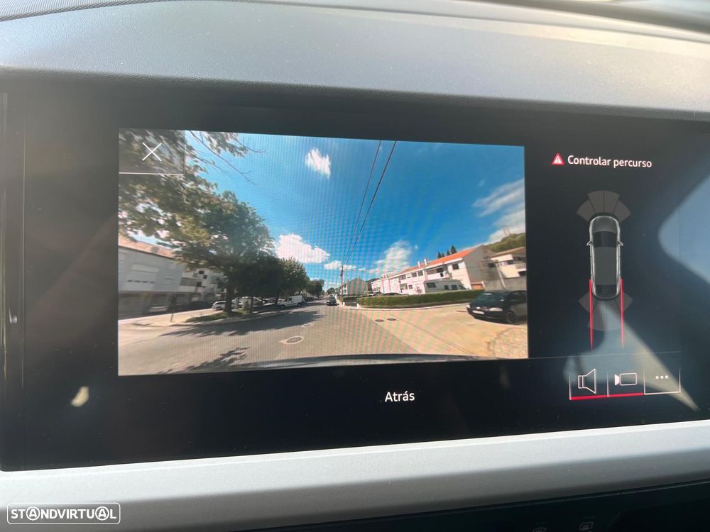 Audi Q3 Sportback - 12