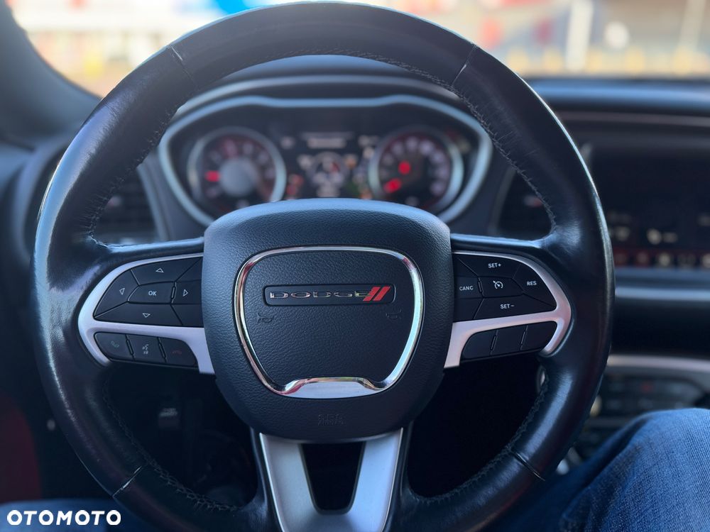 Dodge Challenger 3.6 SXT Plus - 21