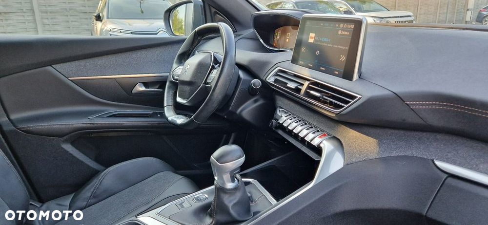 Peugeot 5008 - 31