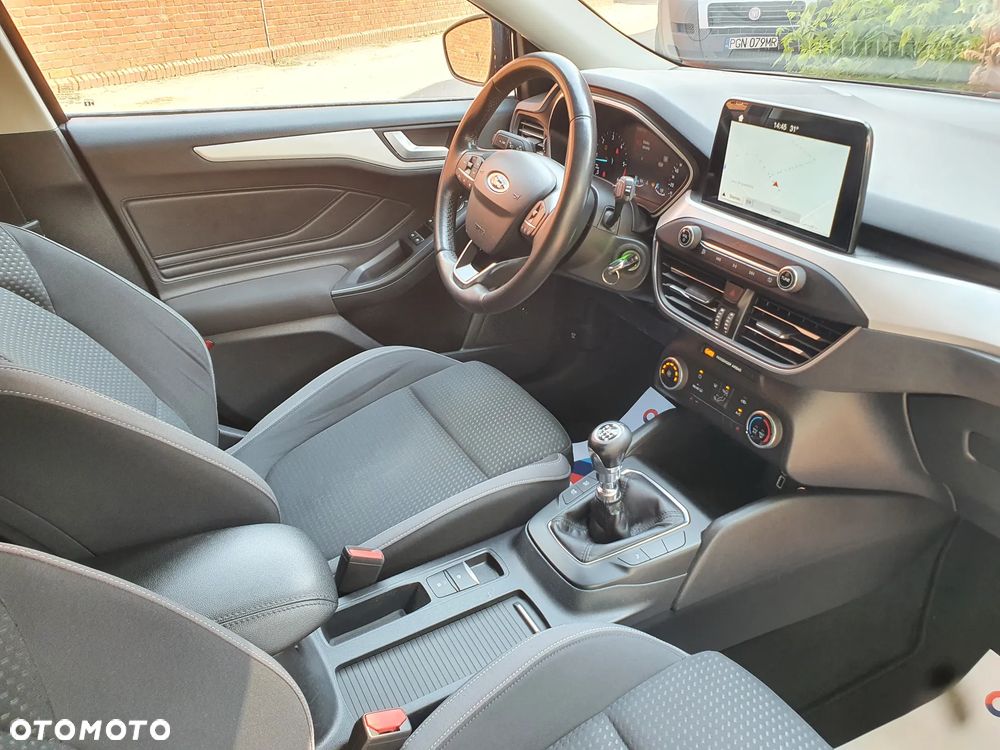 Ford Focus SW 1.5 EcoBlue S&S ST-LINE - 11