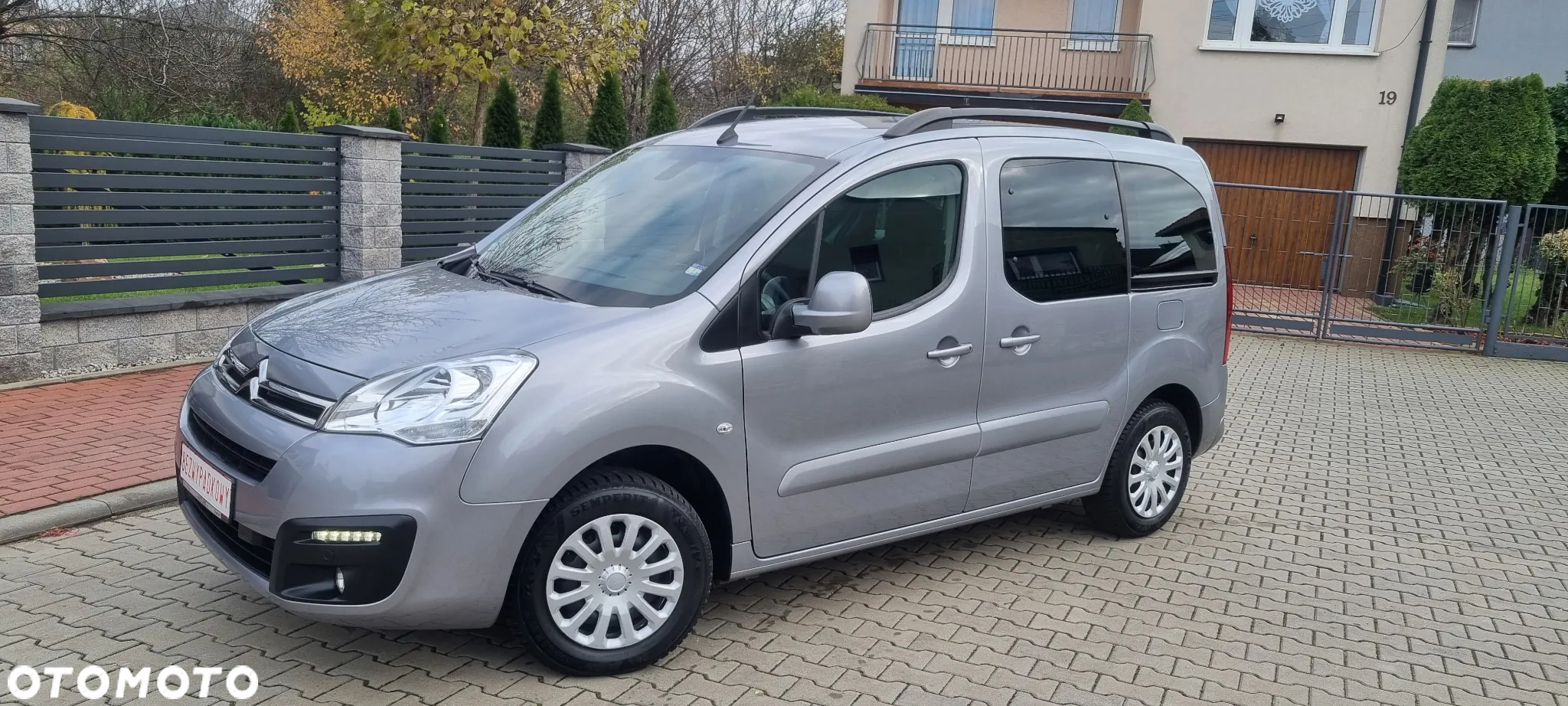 Citroën Berlingo Multispace PureTech 110 SELECTION - 7