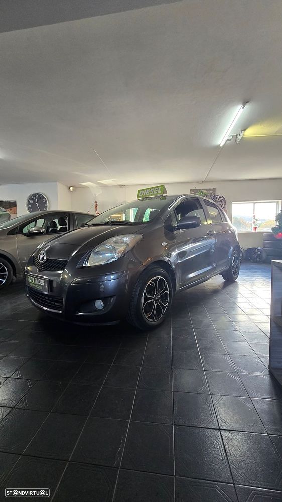 Toyota Yaris 1.4 D-4D AC Manual - 1