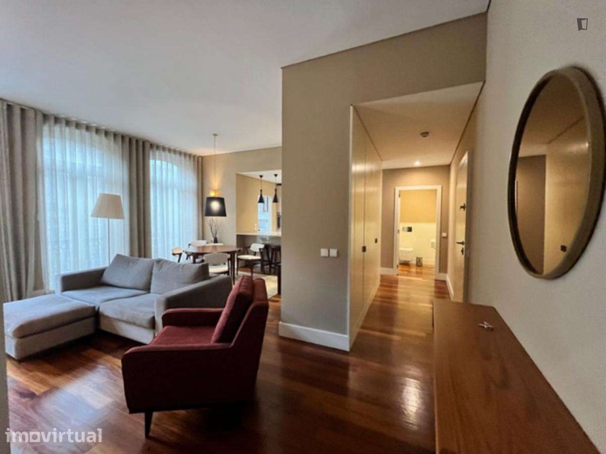 Apartamento com 1 quartos - localizado em Sé Porto - Grande imagem: 4/15