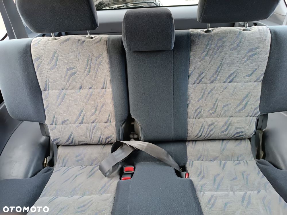 Toyota Land Cruiser KJ90 3.0 TD - 6