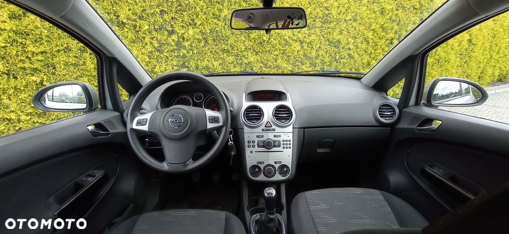 Opel Corsa 1.4 16V Active - 7